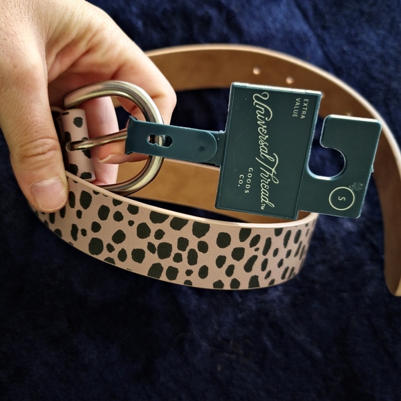 NEW belt - Picture 2 of 3